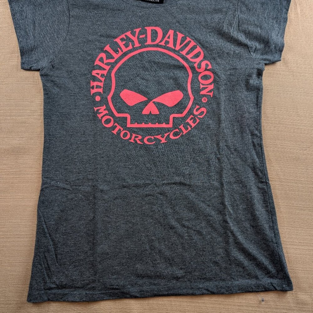 Harley Davidson T-shirt Vintage Women Willie G. Skull logo Size M RN93846